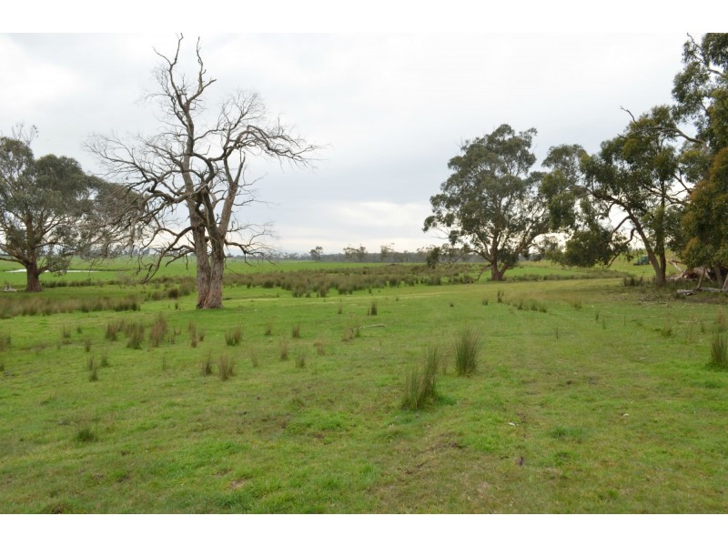 Lot 2/65 Hills Rd, Nyora VIC 3987