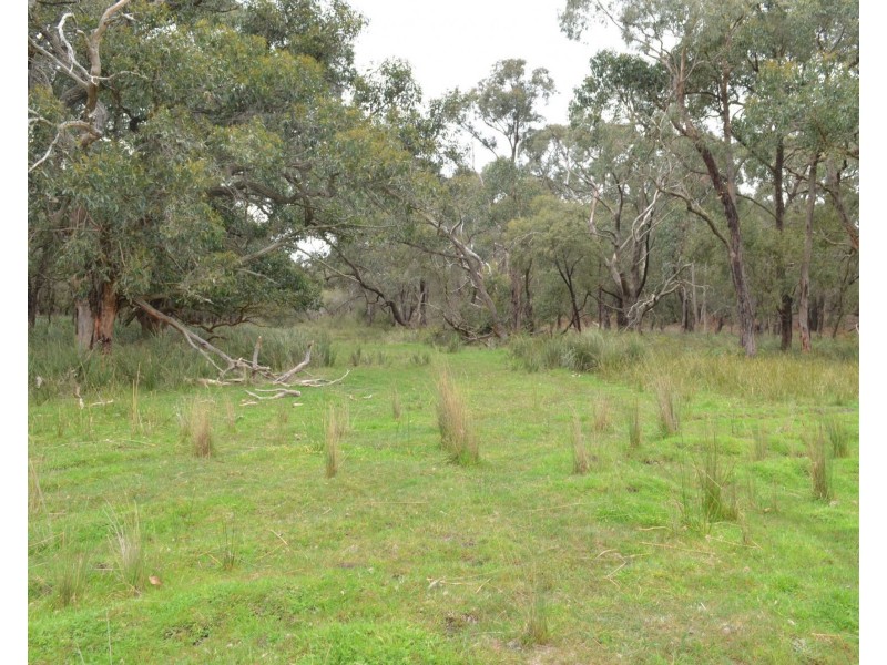 2/65 Hills Rd, Nyora VIC 3987