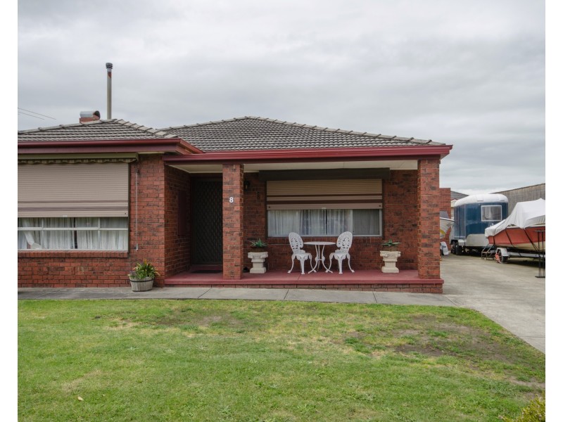 8 Henry St, Koo Wee Rup VIC 3981