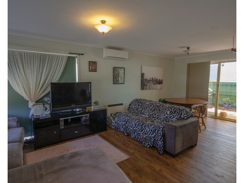 3/14 Gardner St, Koo Wee Rup VIC 3981