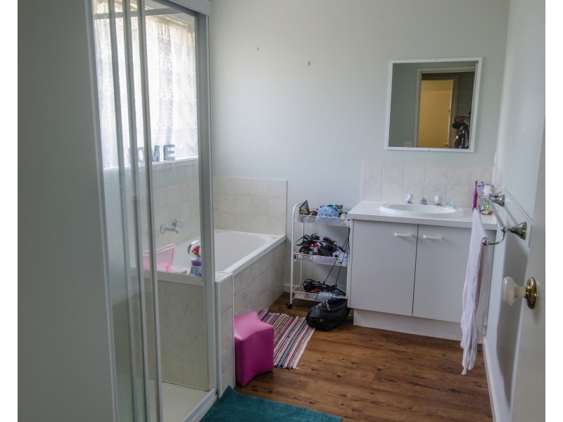 3/14 Gardner St, Koo Wee Rup VIC 3981