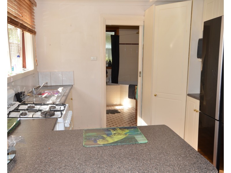 38 Davis St, Nyora VIC 3987