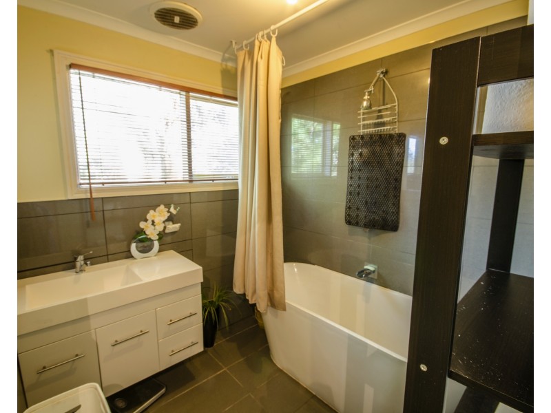50 James Street, Lang Lang VIC 3984