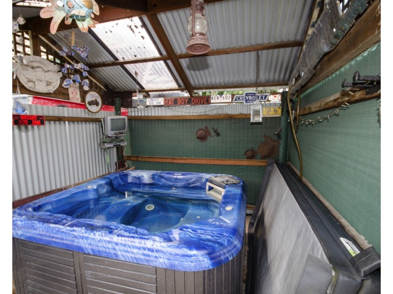 250 Rossiter Rd, Koo Wee Rup VIC 3981