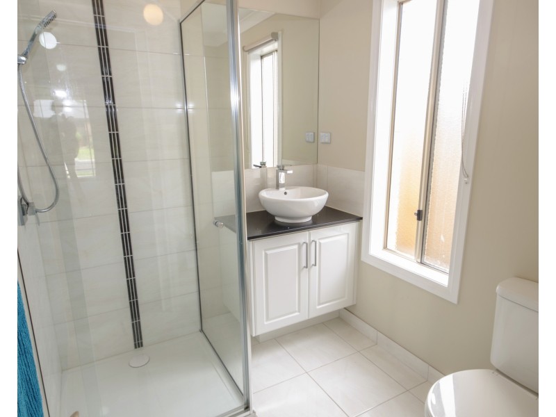 42 Rupert St, Lang Lang VIC 3984