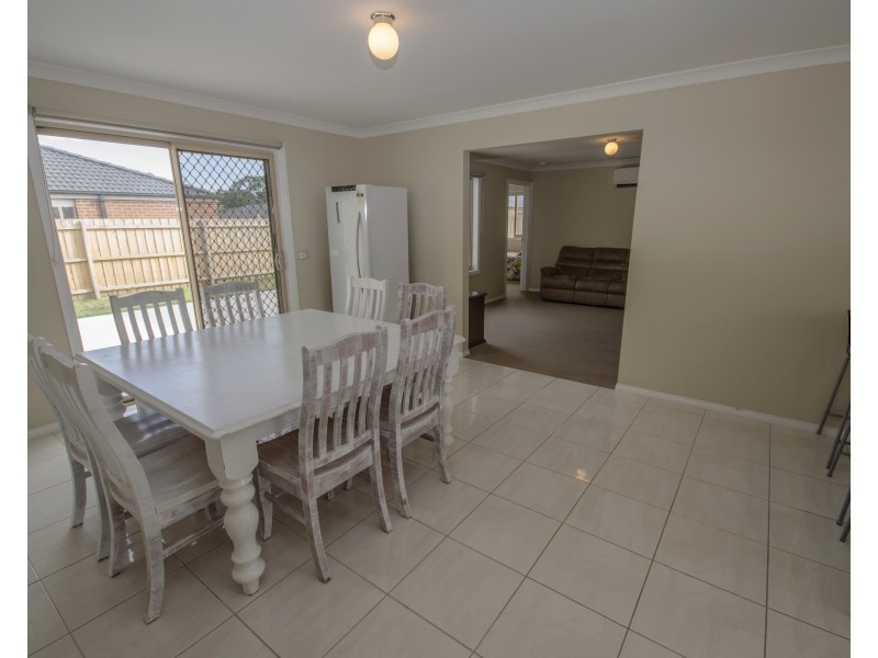 42 Rupert St, Lang Lang VIC 3984