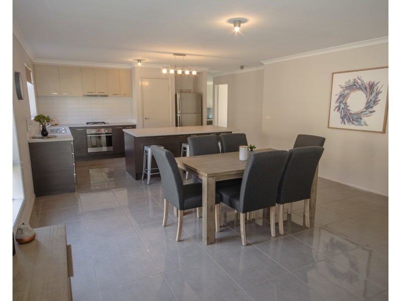 6 Carrington Way, Lang Lang VIC 3984