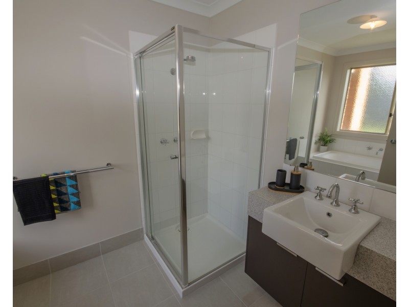 6 Carrington Way, Lang Lang VIC 3984