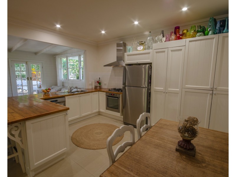 25 Carnarvon St, Lang Lang VIC 3984