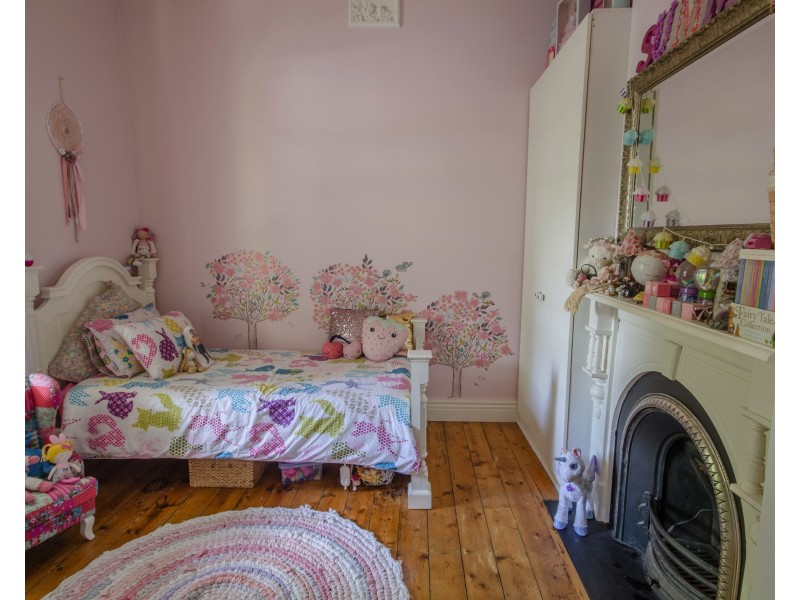 25 Carnarvon St, Lang Lang VIC 3984