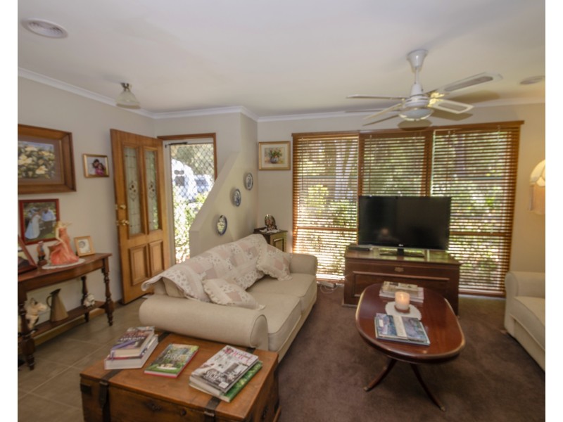 58 James St, Lang Lang VIC 3984