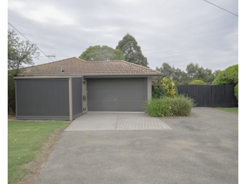 54 Taplins Rd, Catani VIC 3981