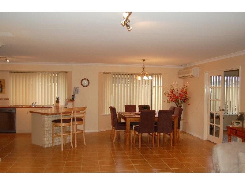 12 Goodwick, Butler WA 6036