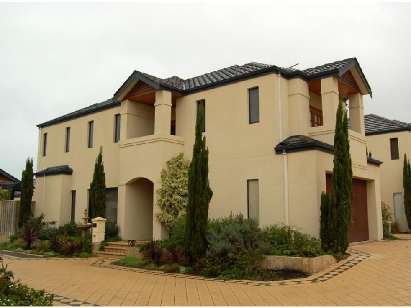 4/20 COOLANGATTA, Hillarys WA 6025