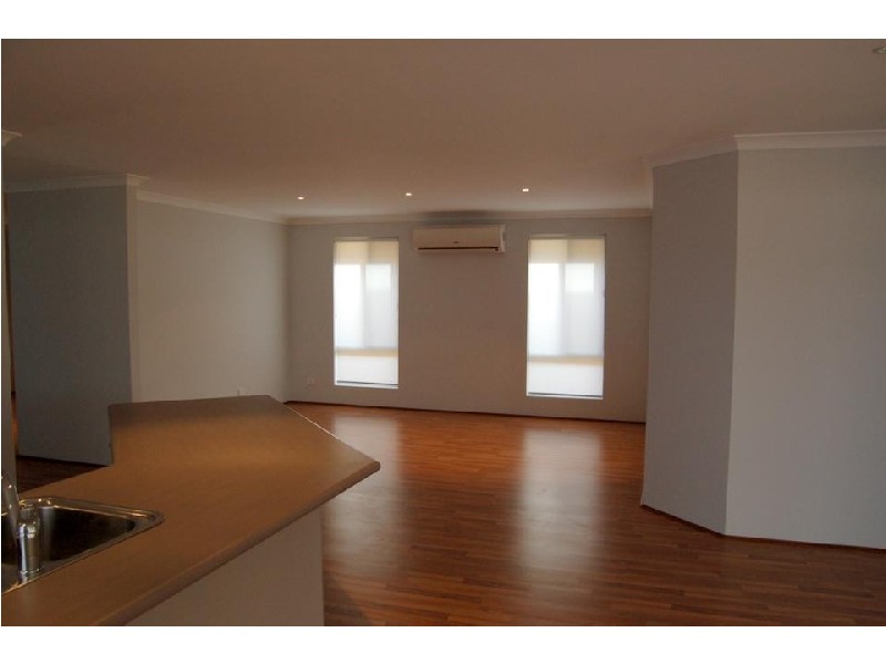 7 windy lane, Yanchep WA 6035