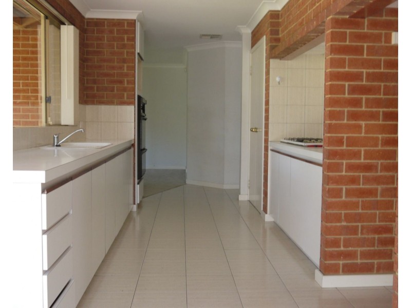 93 Dollis Way, Kingsley WA 6026