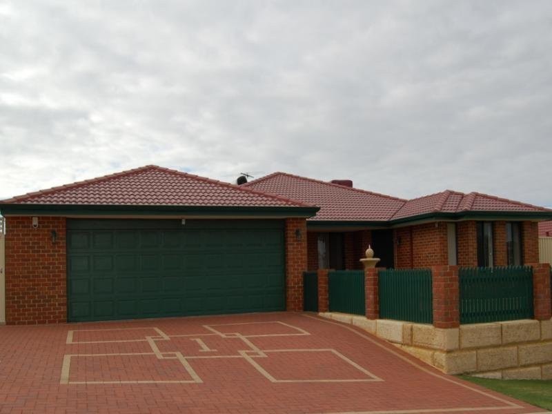 1 Tama Way, Pearsall WA 6065