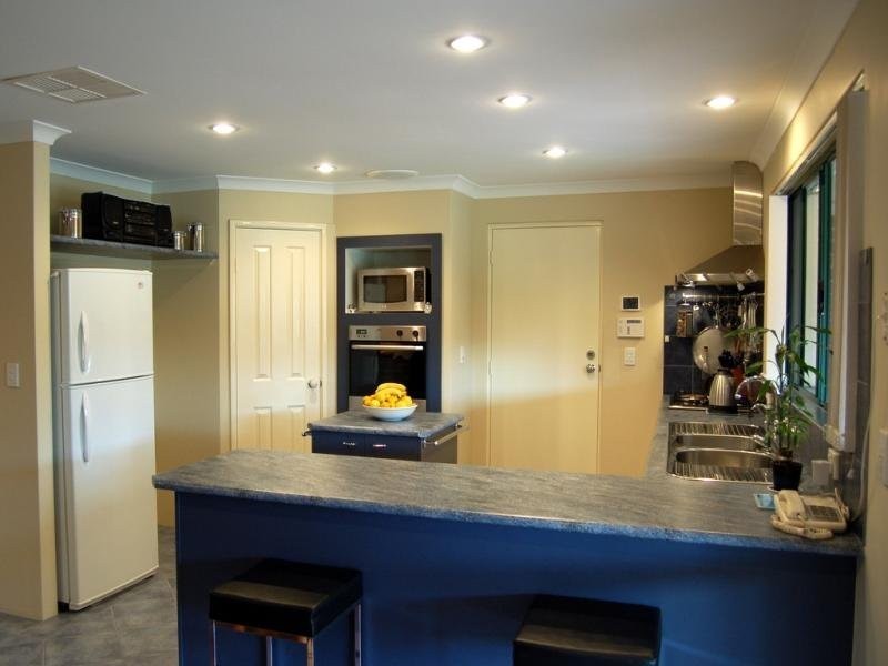 1 Tama Way, Pearsall WA 6065