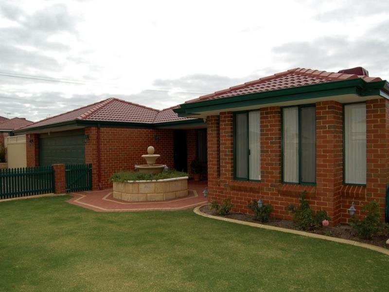 1 Tama Way, Pearsall WA 6065