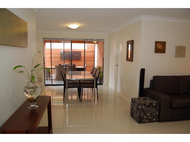 1/86 swan Street, Tuart Hill WA 6060