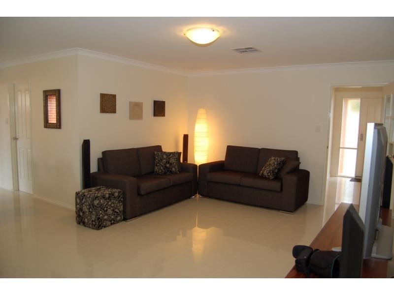 1/86 swan Street, Tuart Hill WA 6060