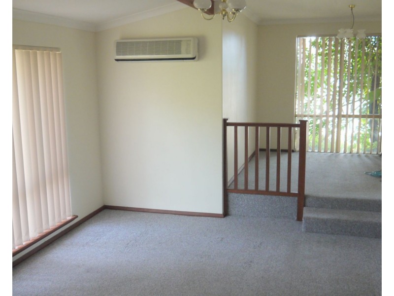 40 Chessington Way, Kingsley WA 6026