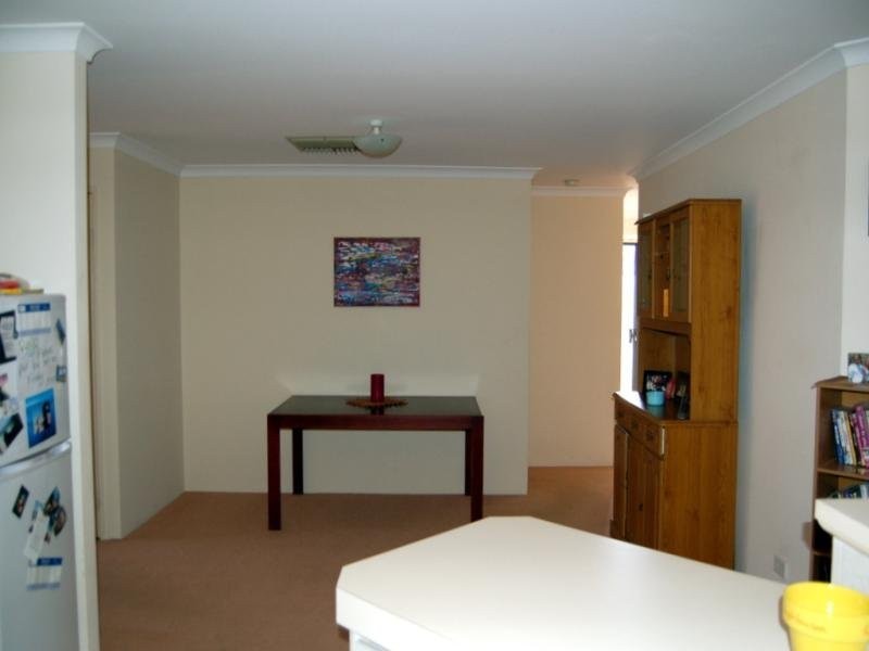 2/144 kinross Drive, Kinross WA 6028