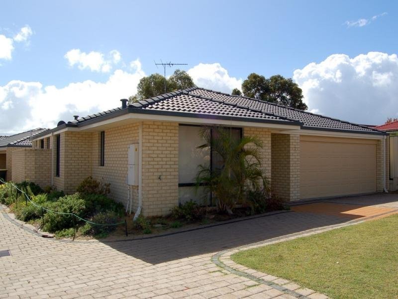 2/144 kinross Drive, Kinross WA 6028