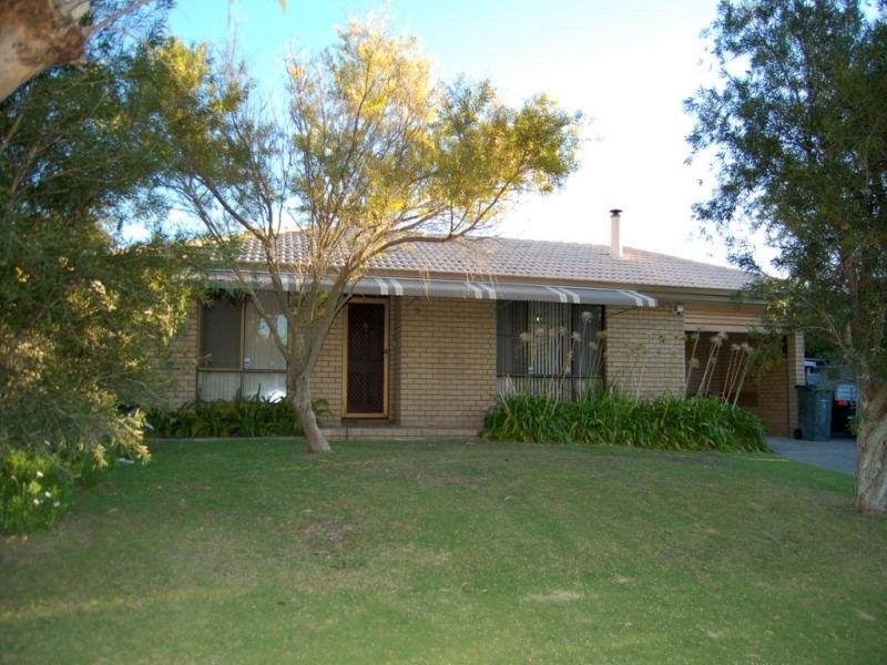 9 fraser, Padbury WA 6025