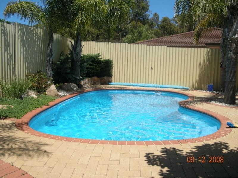 12 Greenwich Court, Kingsley WA 6026