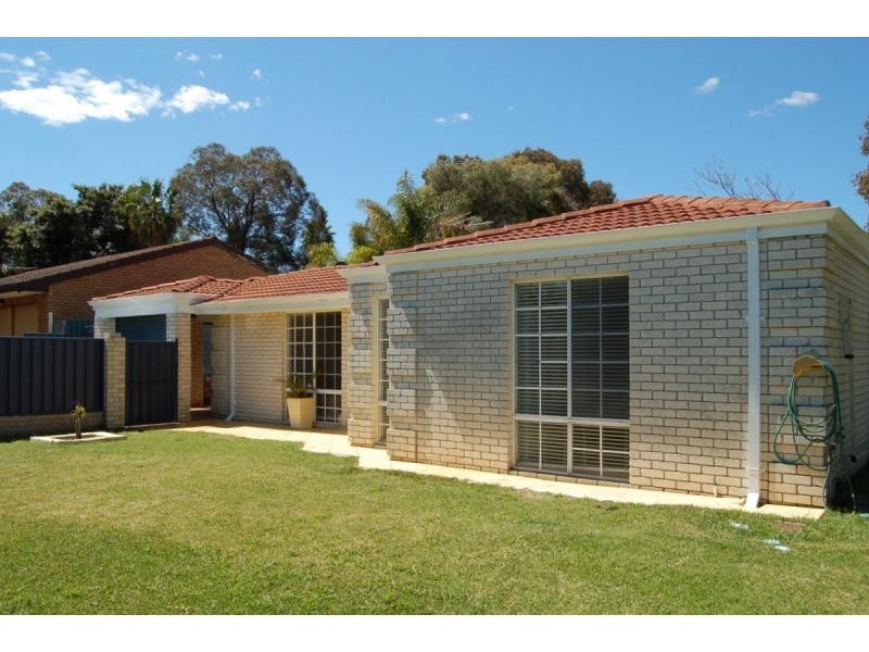 2 TREETOP Drive, Edgewater WA 6027