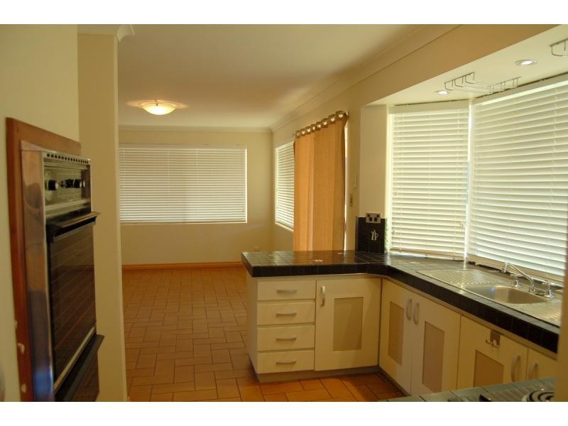 2 TREETOP Drive, Edgewater WA 6027