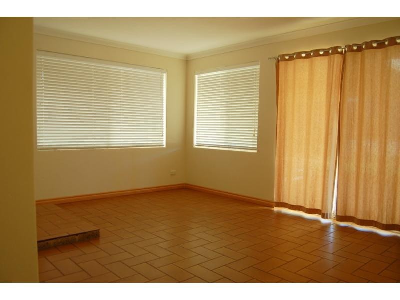 2 TREETOP Drive, Edgewater WA 6027