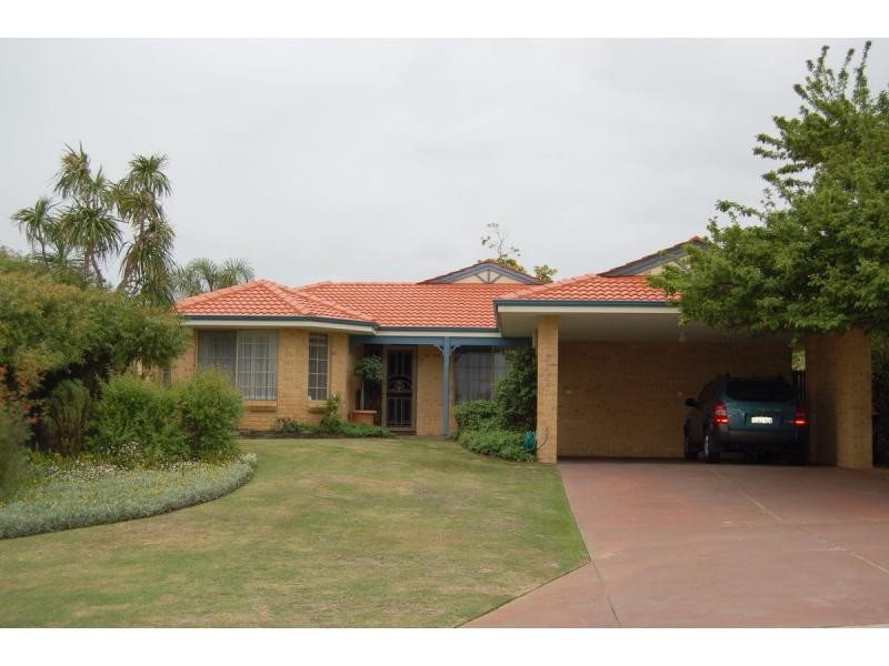 3 Firwood Trail, Woodvale WA 6026