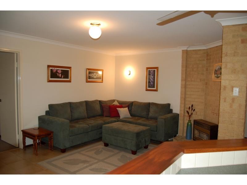 3 Firwood Trail, Woodvale WA 6026