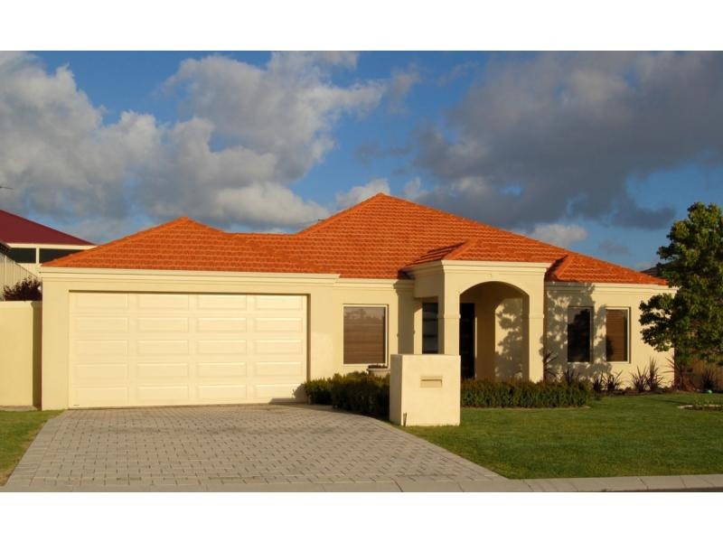 11 Bryanston, Madeley WA 6065