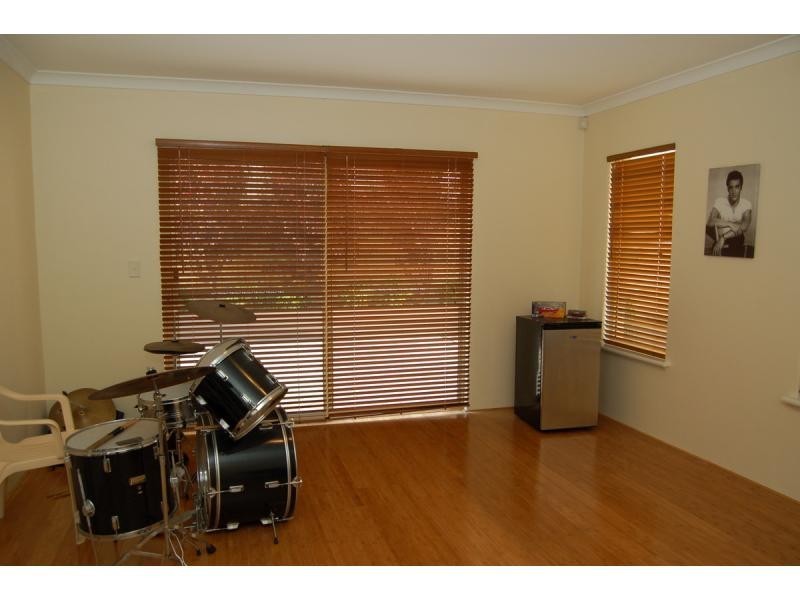 11 Bryanston, Madeley WA 6065