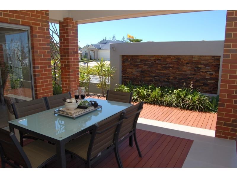 26 Brigantine Drive, Jindalee WA 6036