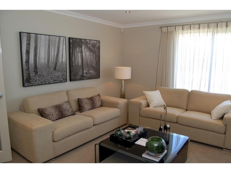 26 Brigantine Drive, Jindalee WA 6036