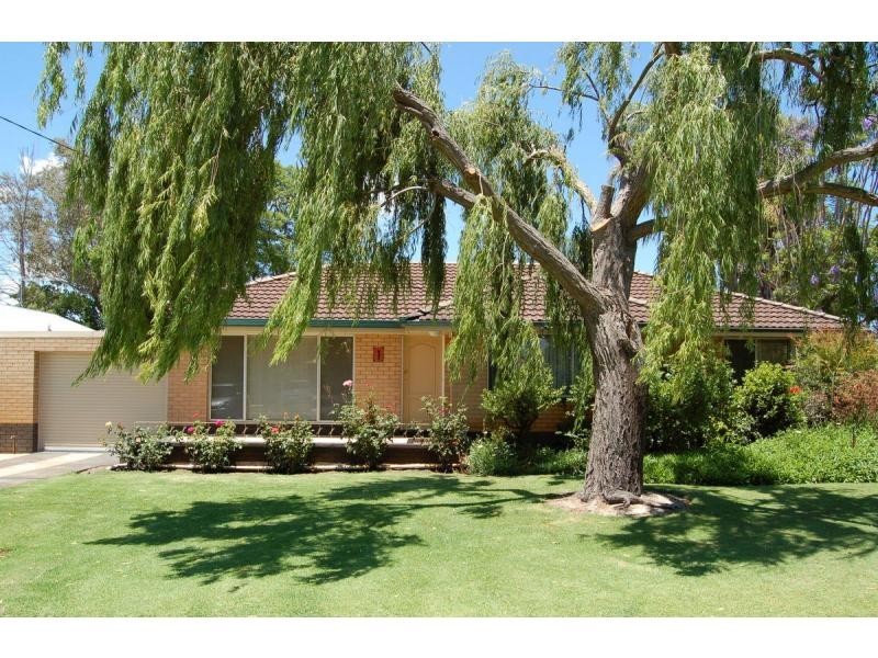 1 Ireland Way, Bassendean WA 6054