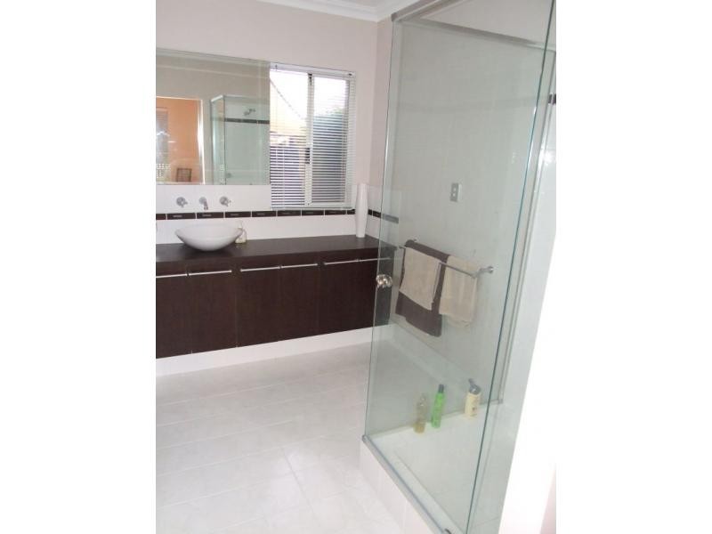 36 Brookmount Drive, Ellenbrook WA 6069