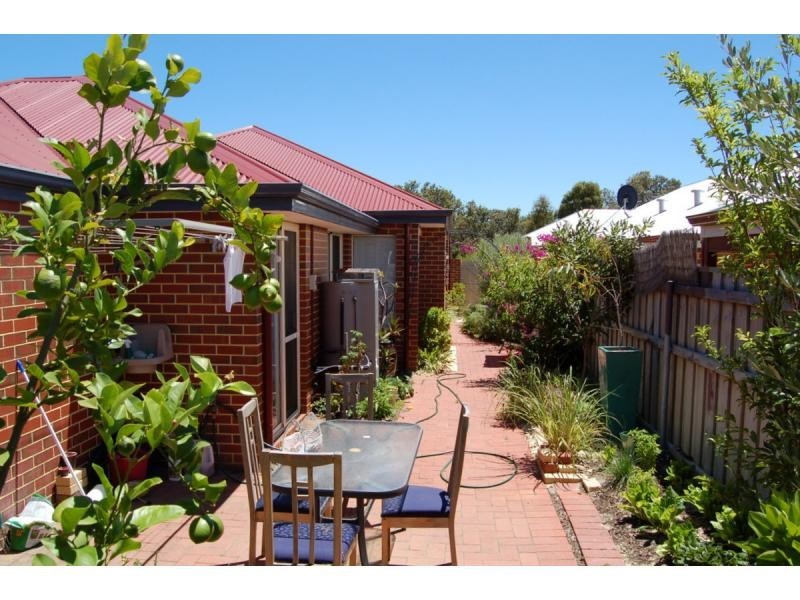 36 Brookmount Drive, Ellenbrook WA 6069