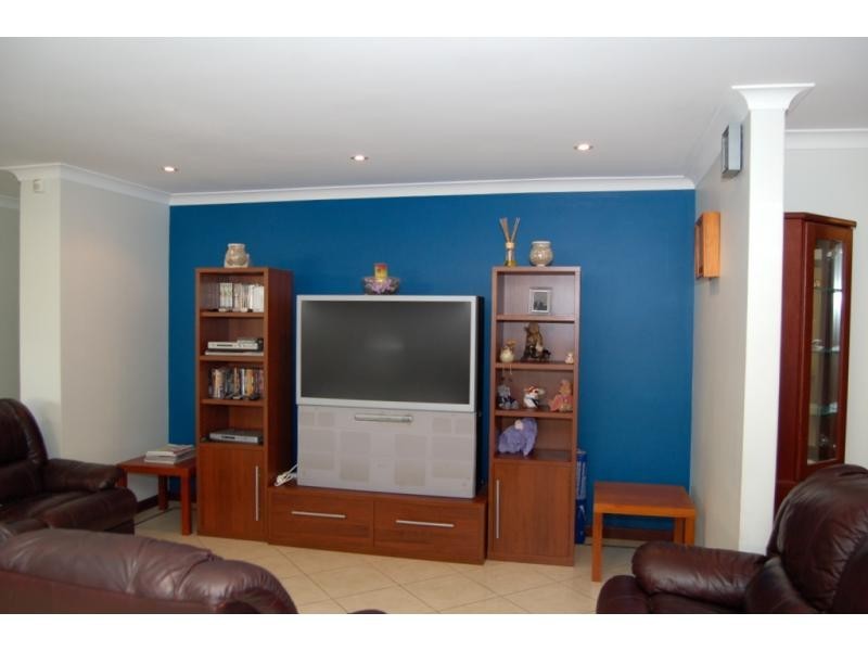 33 Almadine, Carine WA 6020