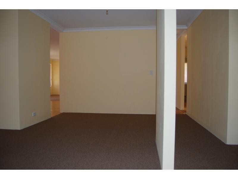 18 Adana Elbow, Kenwick WA 6107