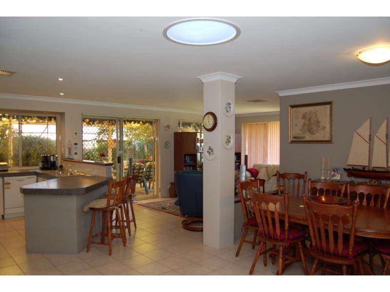 17 Arrow Place, Joondalup WA 6027