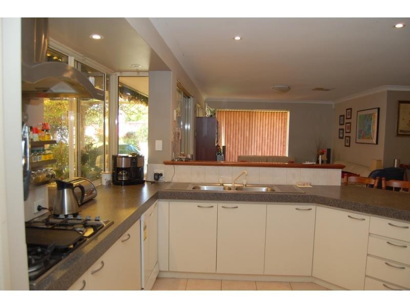 17 Arrow Place, Joondalup WA 6027