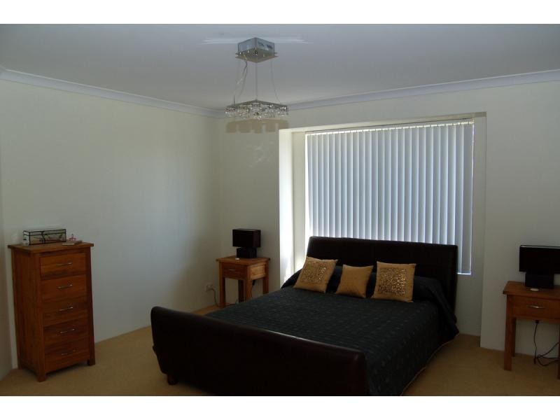 67 Merrang Circuit, Carramar WA 6031