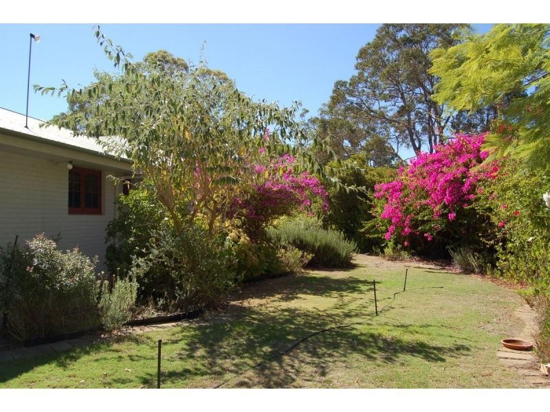 265 Barham Road, Glen Forrest WA 6071