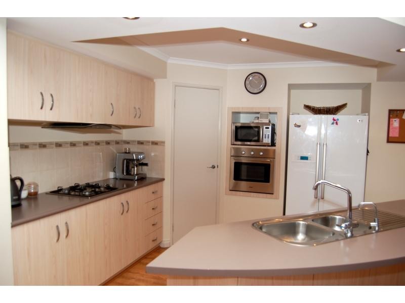 59 Sacremento Parade, Hocking WA 6065