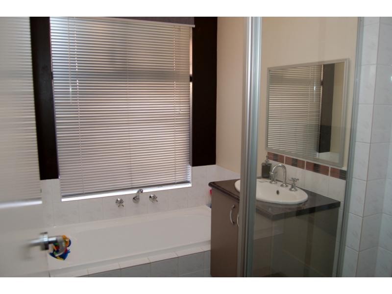 59 Sacremento Parade, Hocking WA 6065